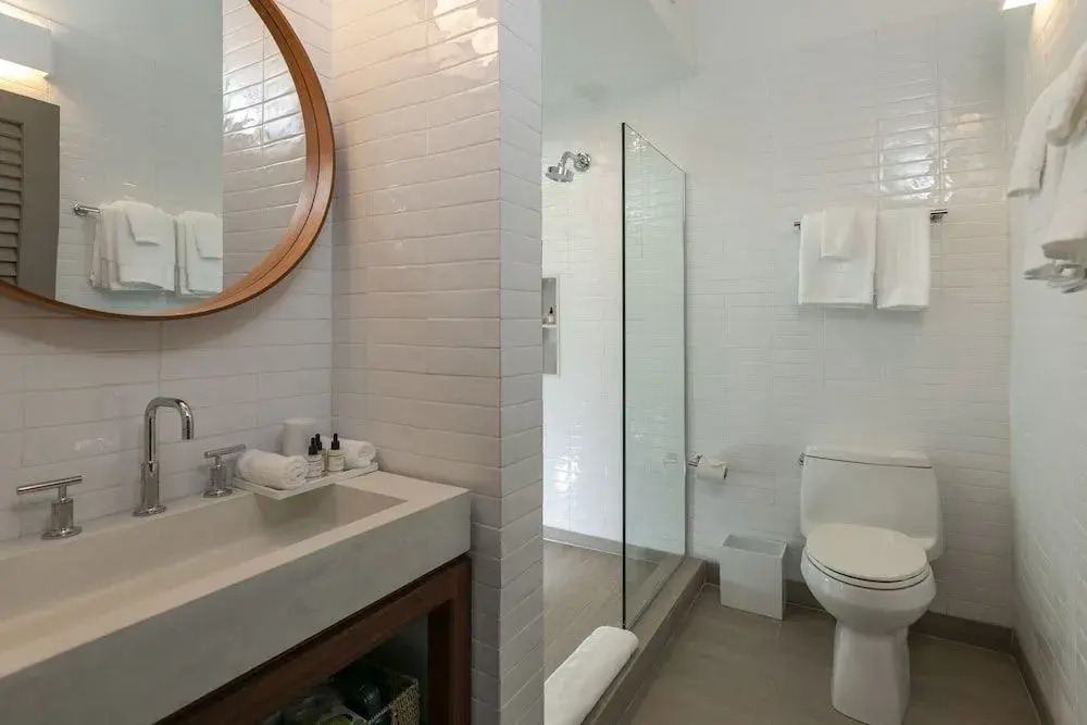 Wharfside Village Hotel