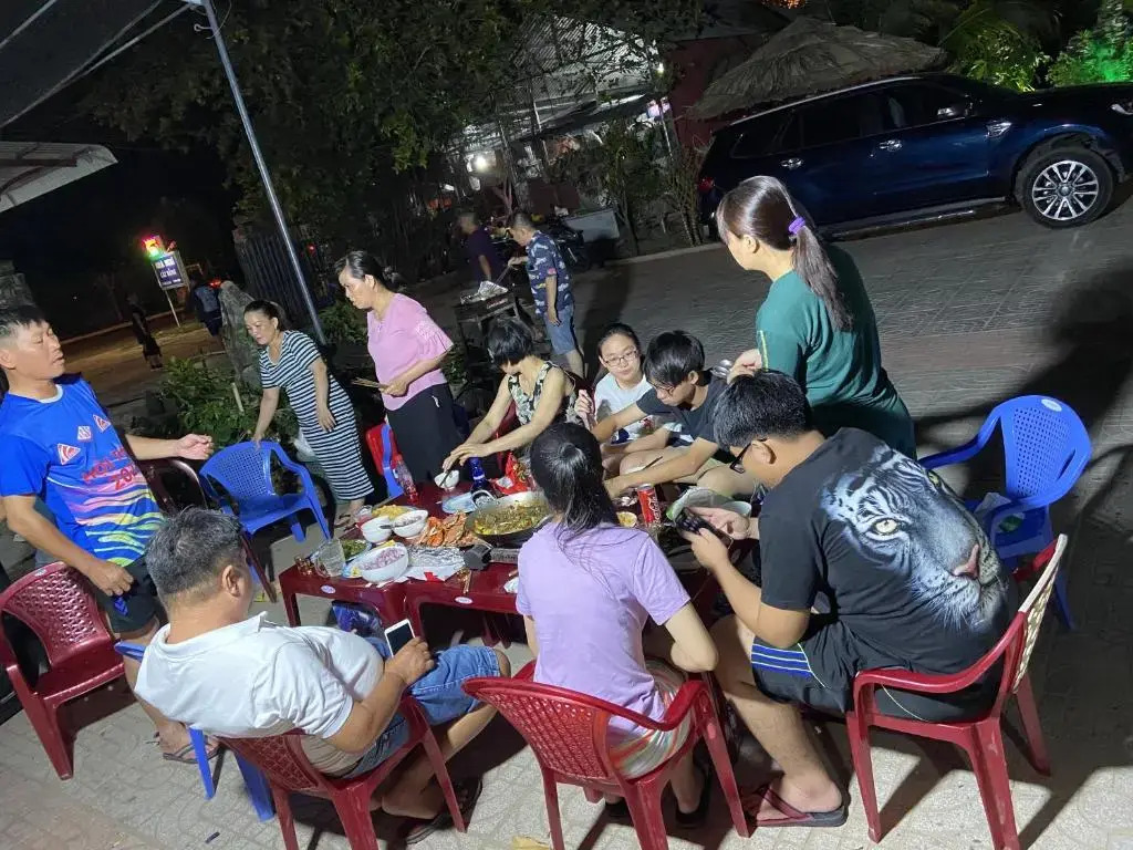 Nhà nghỉ Cát Đằng Hồ Tràm