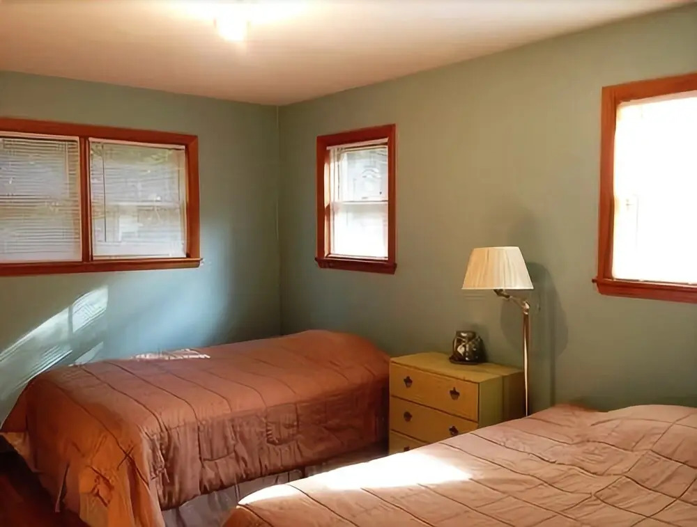 Bayside Retreat - Three Bedroom Cottage