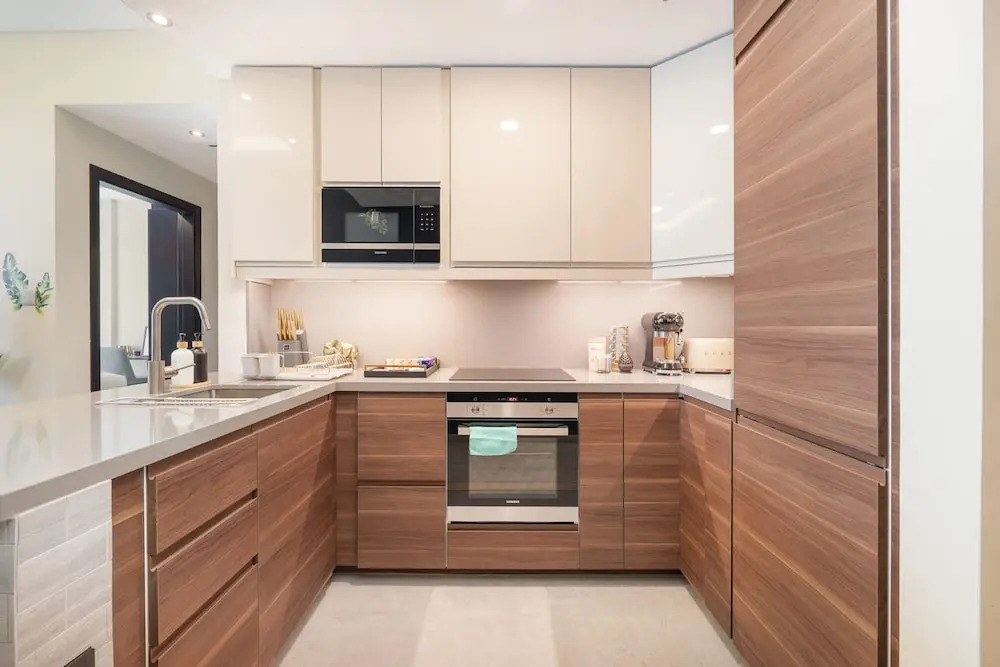Calm 1-bedroom With Relaxing Balcony Atmosphere in Liwan