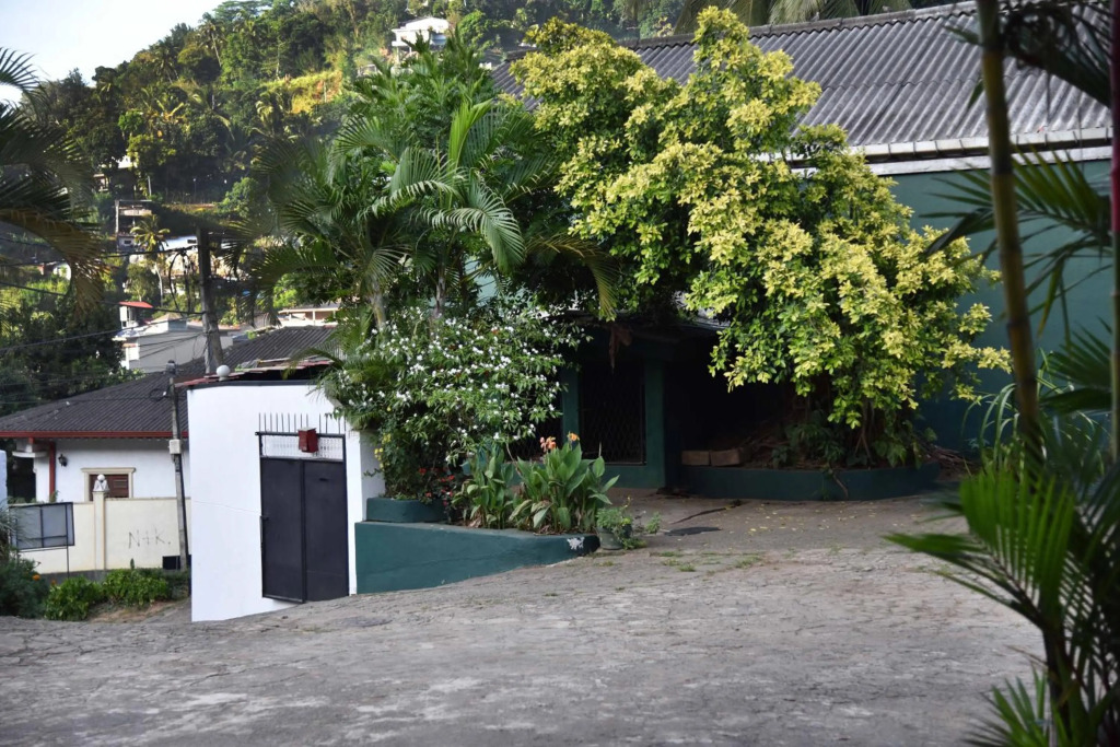 Antique Tourists Lodge