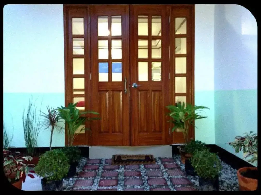 Oliveros Place