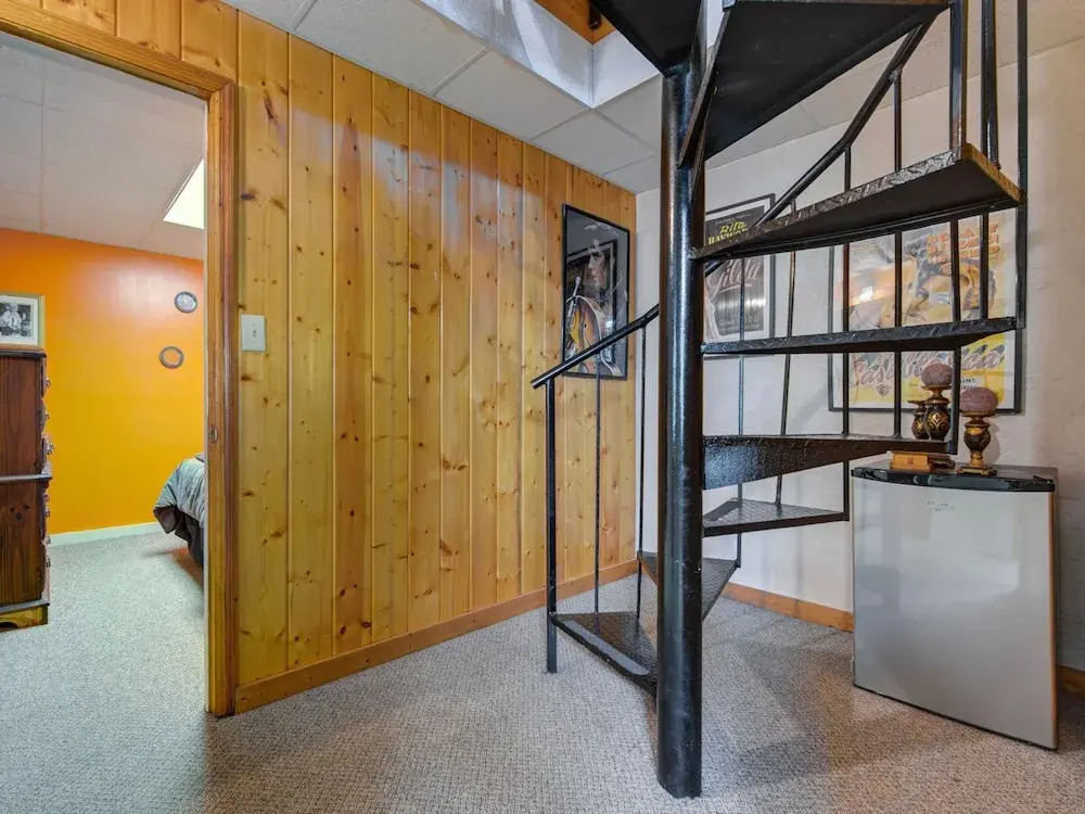 Peanuts Hideaway by Jackson Mountain Homes