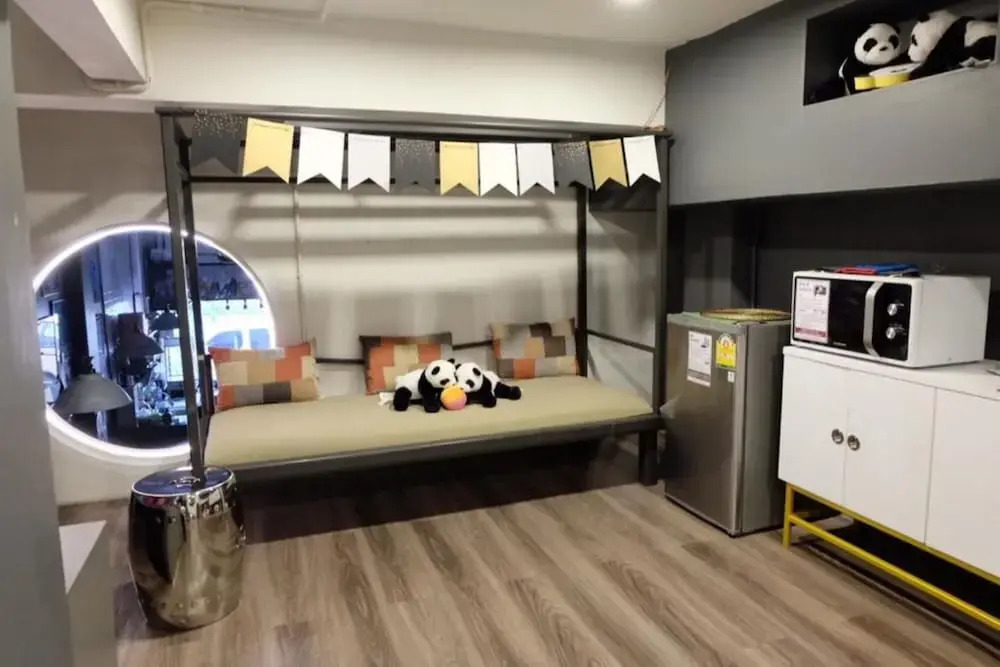 Four Sisters Hostel