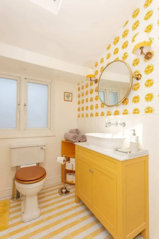Stunning 2 Bedroom Apartment in the Heart of Chelsea