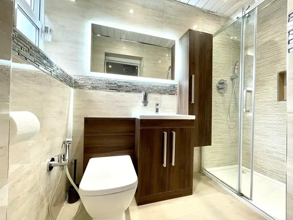 New Luxury Modern House Near Airport Free Parking