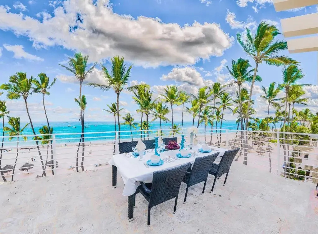 Incredible 4BR Beachfront Penthouse with Ocean View