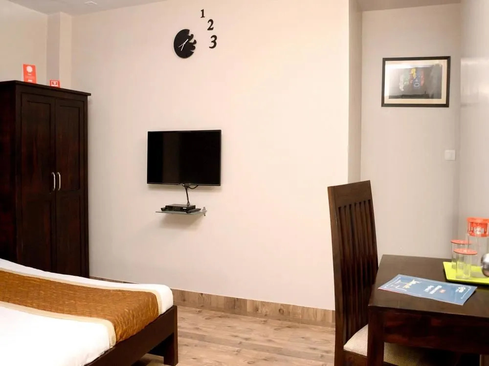 OYO Rooms BNB Mansarovar