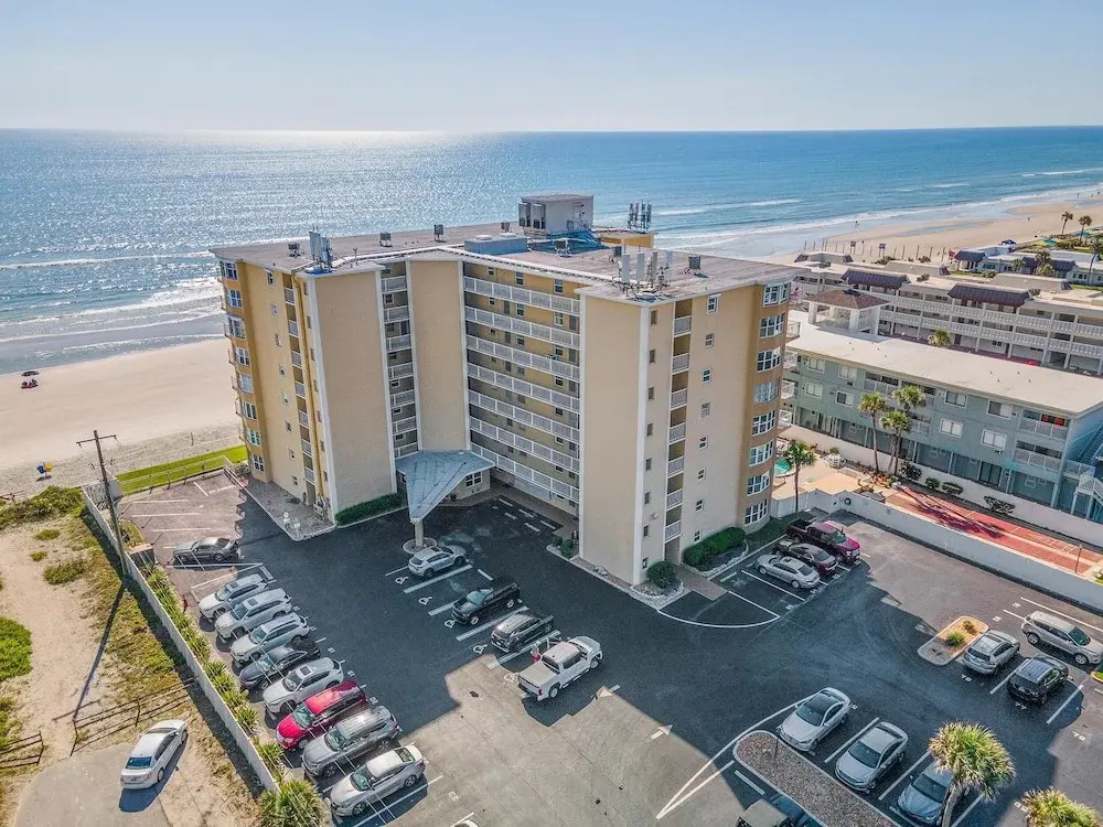 Ponce de Leon Towers 707