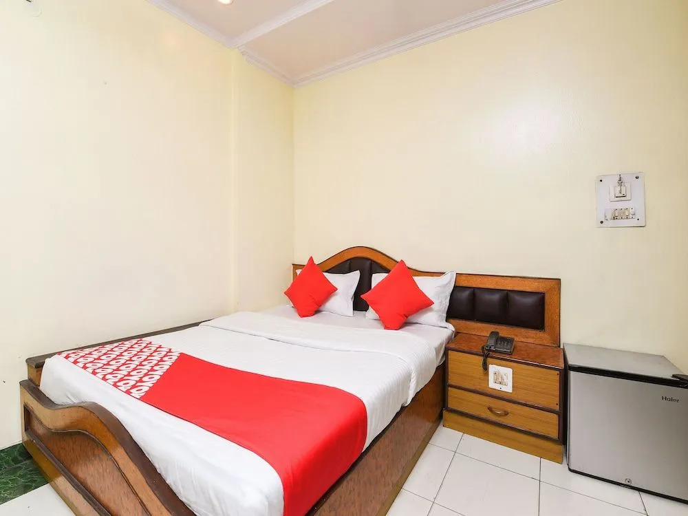 Hotel O Paharganj Near Railway Station Formerly Chand Palace