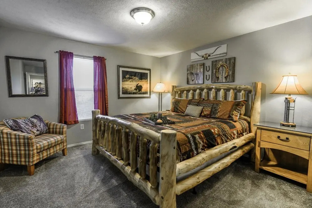 Vinyards 2954 Unit 6 3 Bedroom Condo
