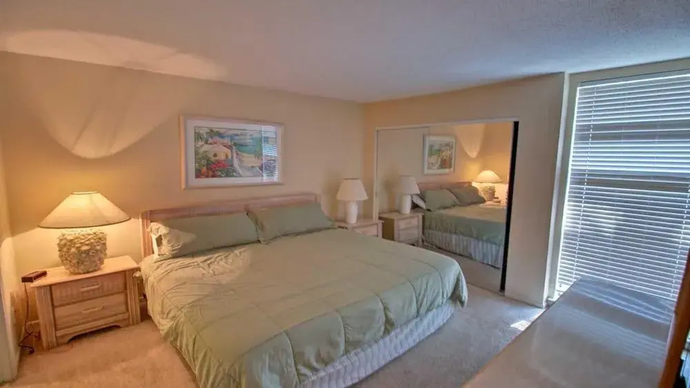 214 - 3 Br Condo