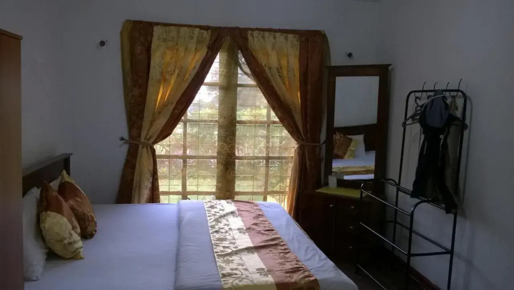 Srihelyes Inn