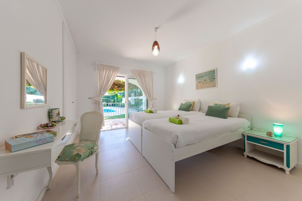 Villa Blue Bay - Moradia familiar com piscina nos Olhos dÁgua, Albufeira