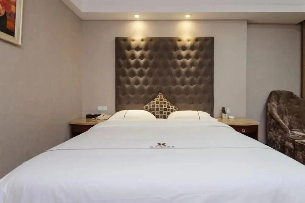 Zhaotian Holiday Hotel