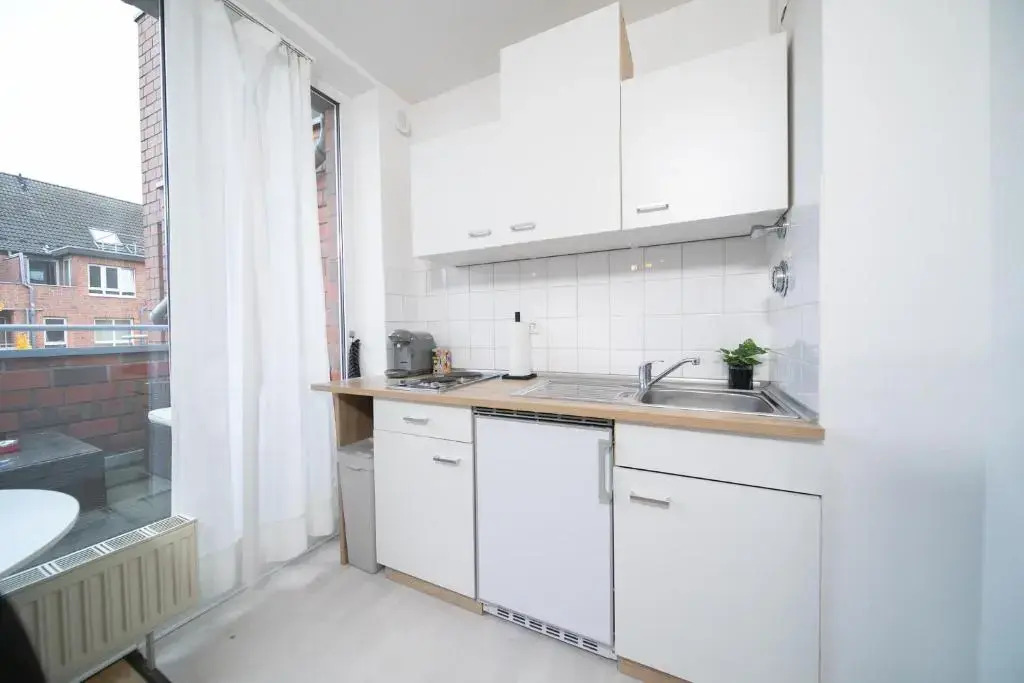 Studio Shiny - Zentral mit Balkon - Messe - Küche