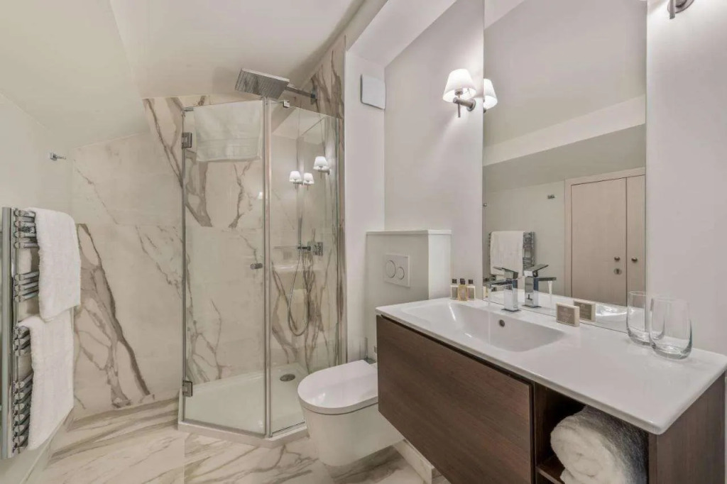 Les Suites de lIle Barbe