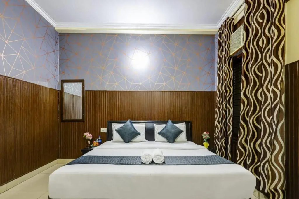 1 BR Guest house in BAN GANGA ROAD, Katra (0286), by GuestHouser