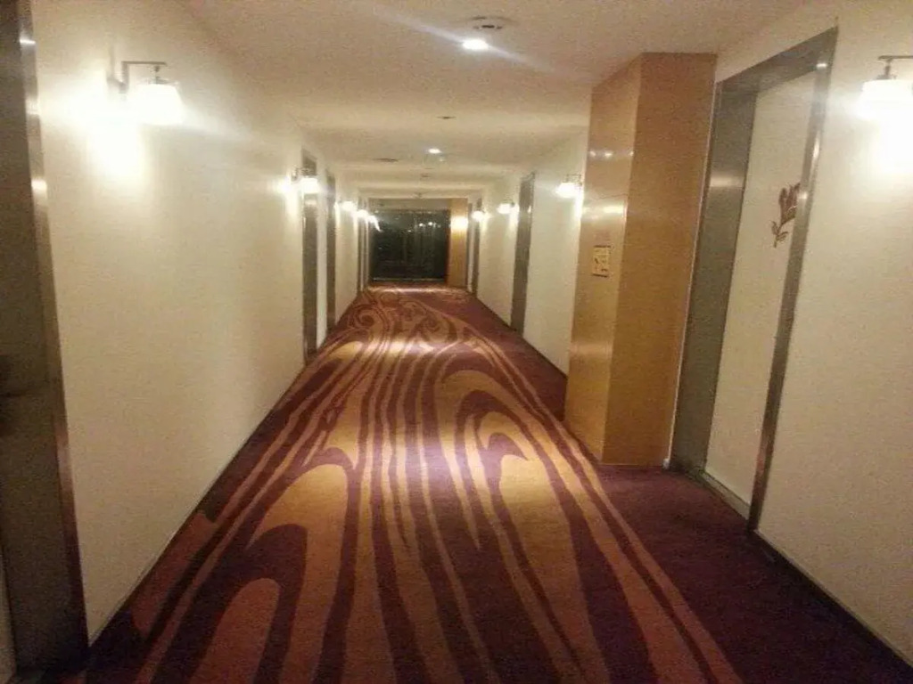 7Days Inn Shanghai Baoshan Road Metro Station
