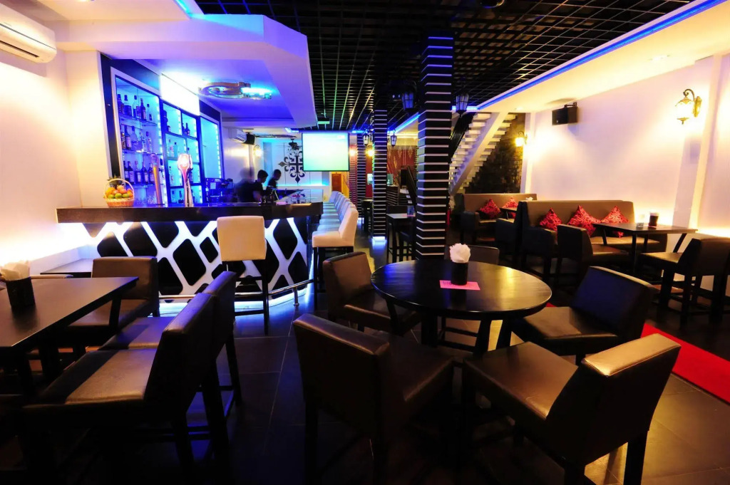 Number 9 Hotel