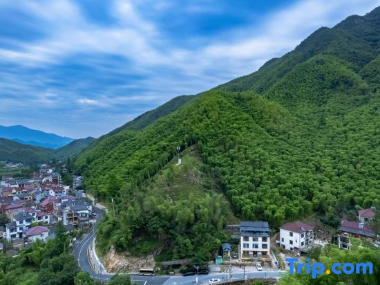 Anji Sheyi · Slow time · Suxi Vacation Boutique Stay
