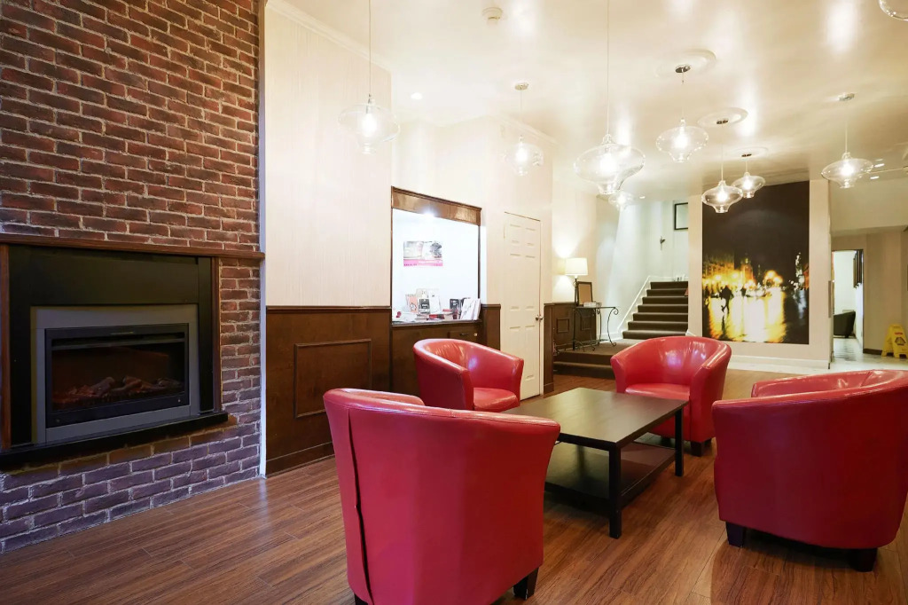 Hotel St-Denis