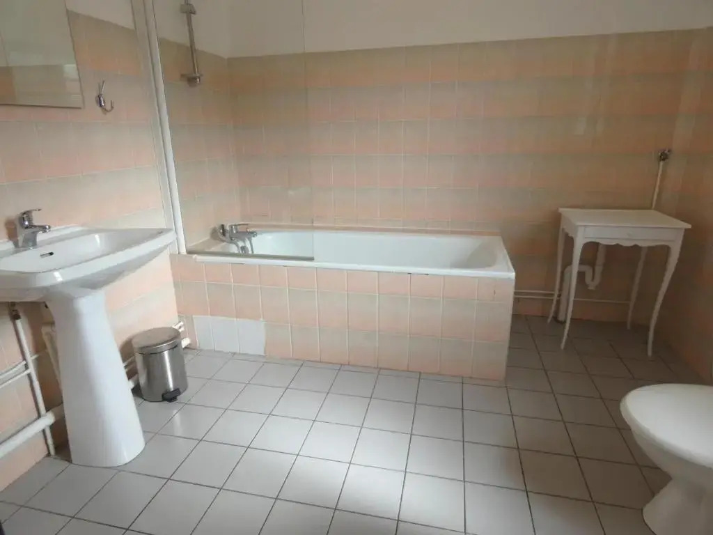 Gîte Lesperon, 5 pièces, 8 personnes - FR-1-360-15