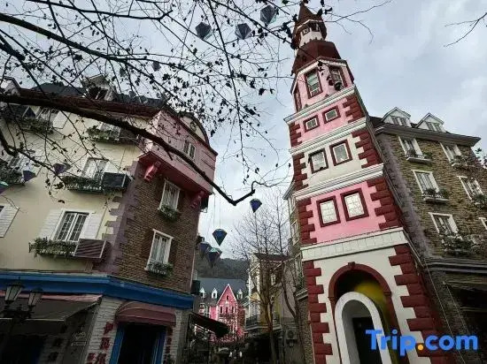 Pengyu Hotel