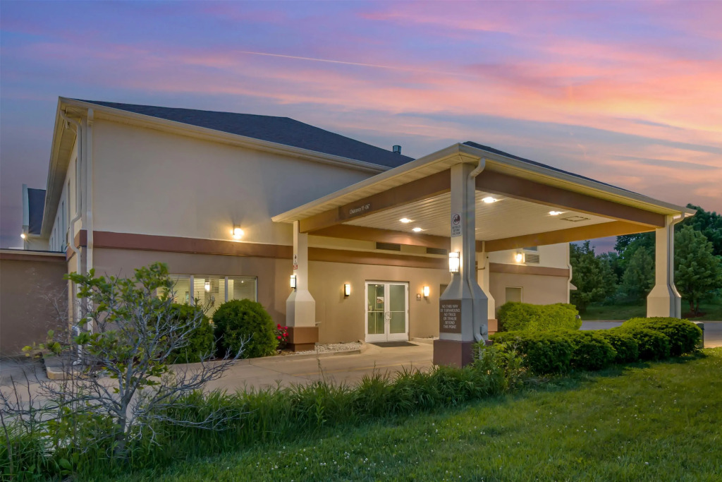 Best Western Teal Lake Inn
