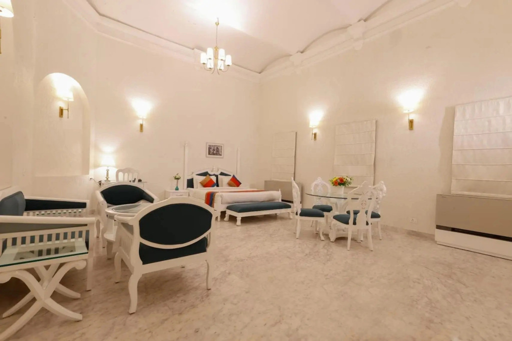 Saroja Heritage, Varanasi