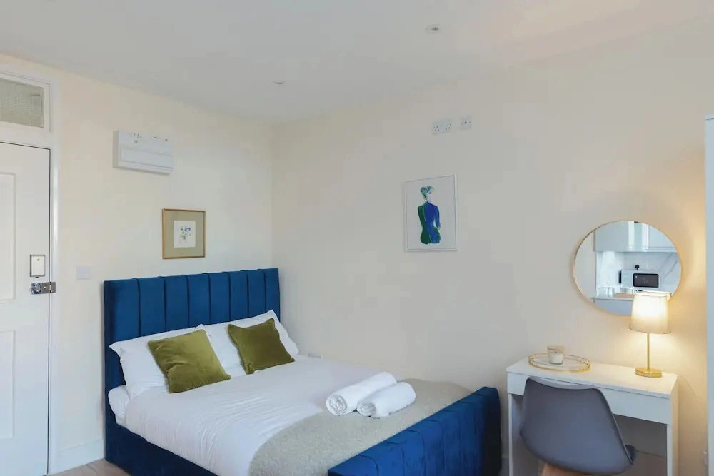 Crendon House Boutique Hotel
