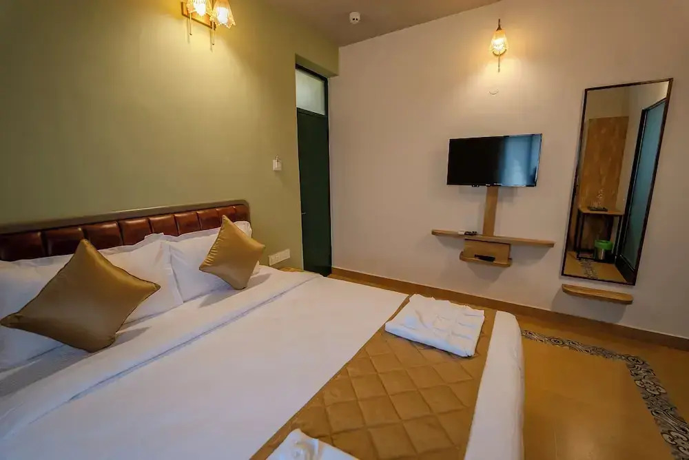 Atithyaa Hotel