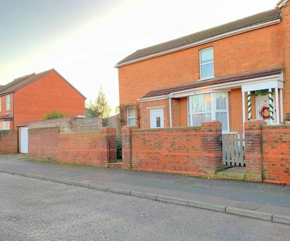 Bedford Road Garden Apartment