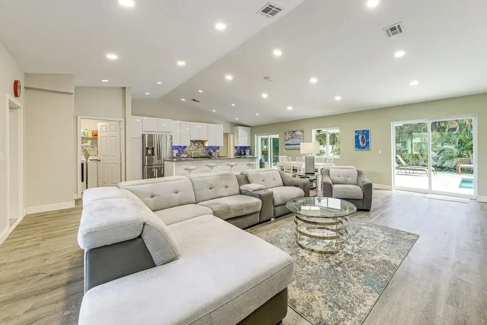 2 Mi to Deerfield Beach: Home w/ Outdoor Oasis!