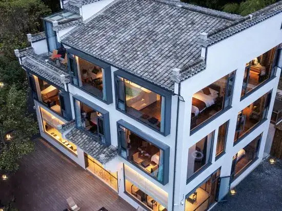 Hong Cun Wu she holiday homestay (Tachuan branch)