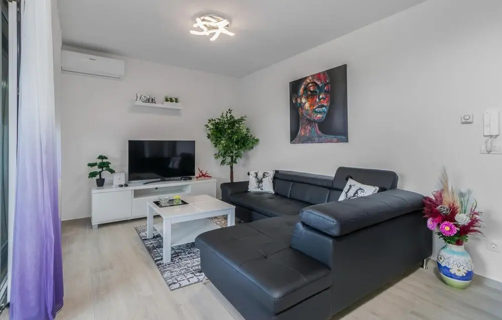 Awesome Apartment in Kostrena With Wifi and 2 Bedrooms