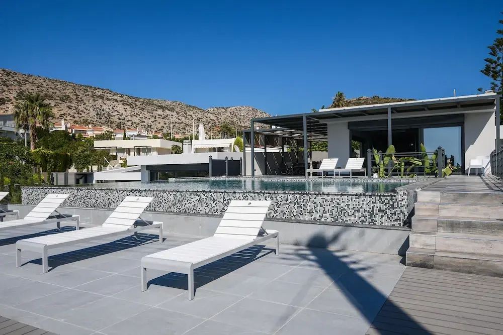 Luxury Beachfront Villa Selenia Platinum in Sounio