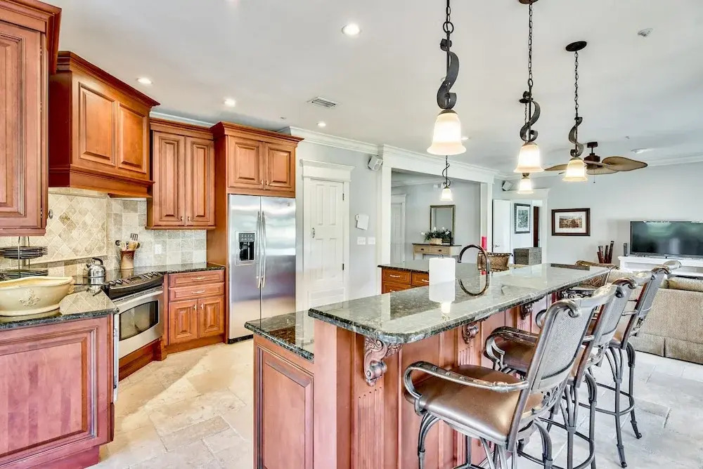 8501 Turnberry Court Condo 3 Bedrooms 3 Bathrooms Condo