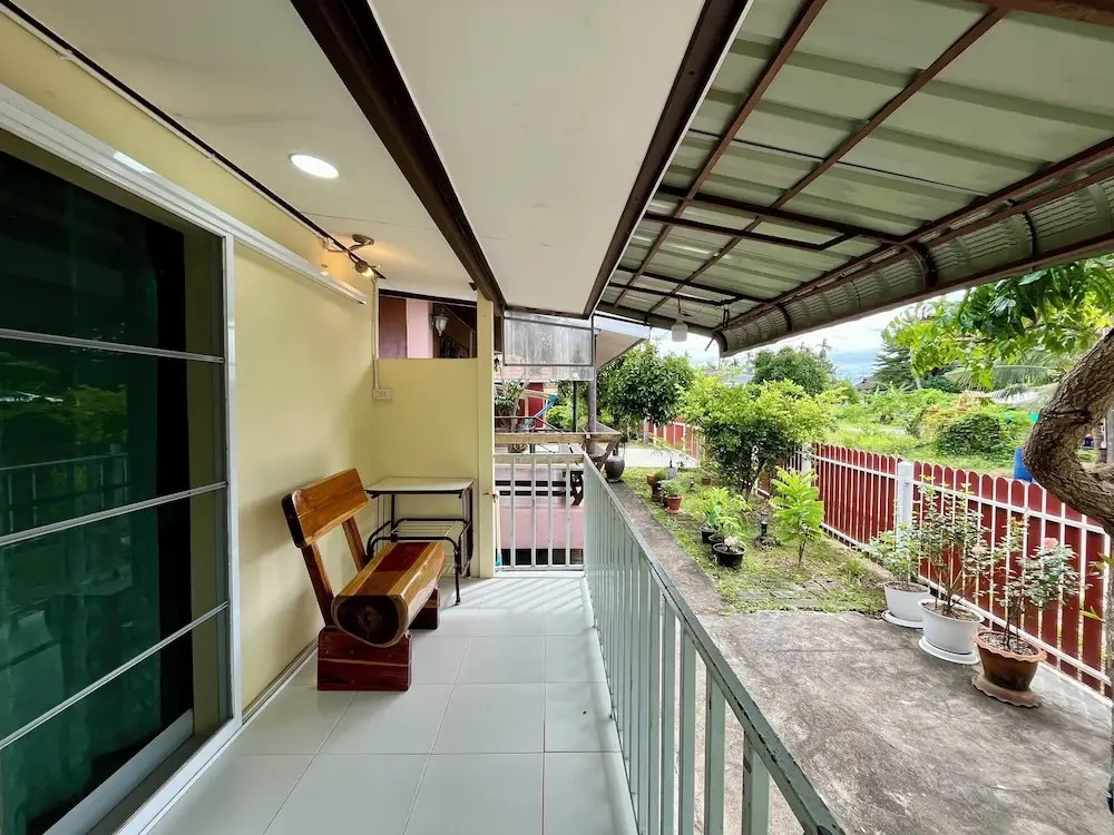 บ้านสวนบรรจงอักษร Bansuan Banjong Akkson