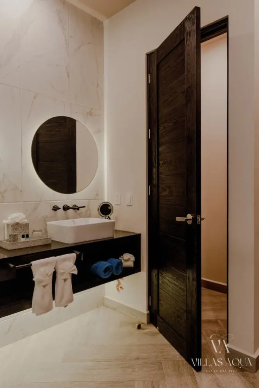 Penthouse with Private Pool 308