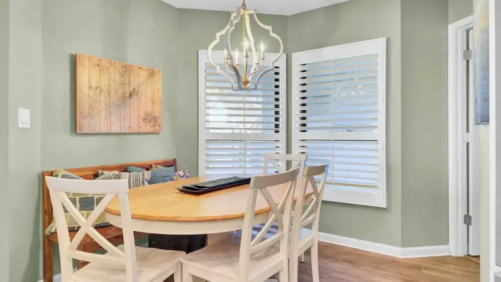 402 Summerhouse by Avantstay Beachfront Condo w/ Community Pool Access
