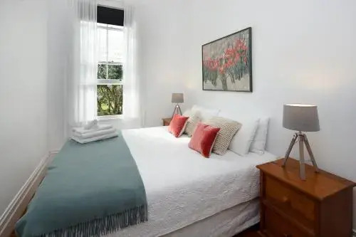 Oakura Bay Villa - Stay Waiheke