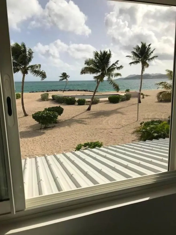 Studio in Sandy Ground, With Wonderful sea View, Pool Access, Enclosed Garden - 50 m From the Beach