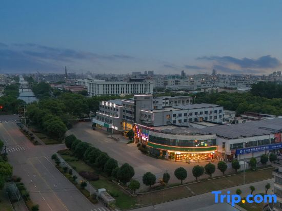 Shaoxing Shangyu Baiyun Hotel