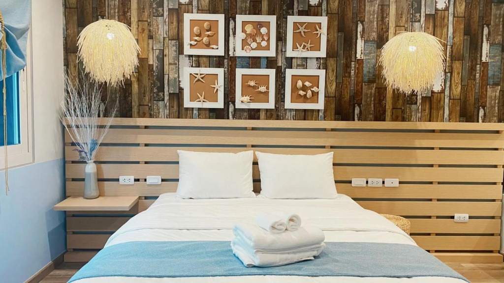 9BR West coast Phu Quoc townhouse by beach and shared swimming pools