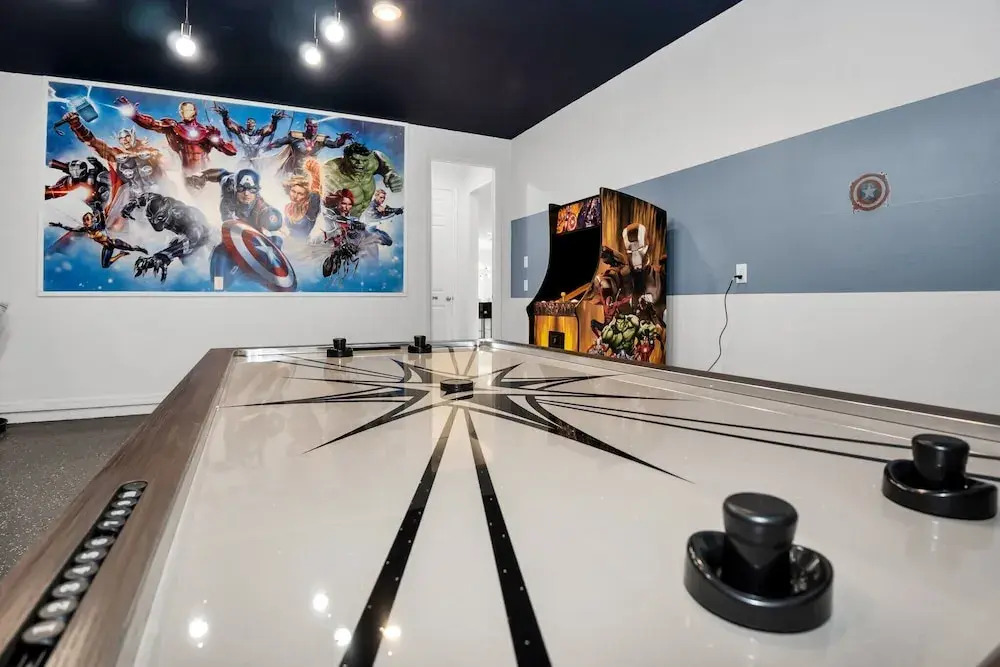 Luxury Villa SOUTH Facing Pool No Rear Neighbors Themed rooms theatre & Game Room #8SO8956
