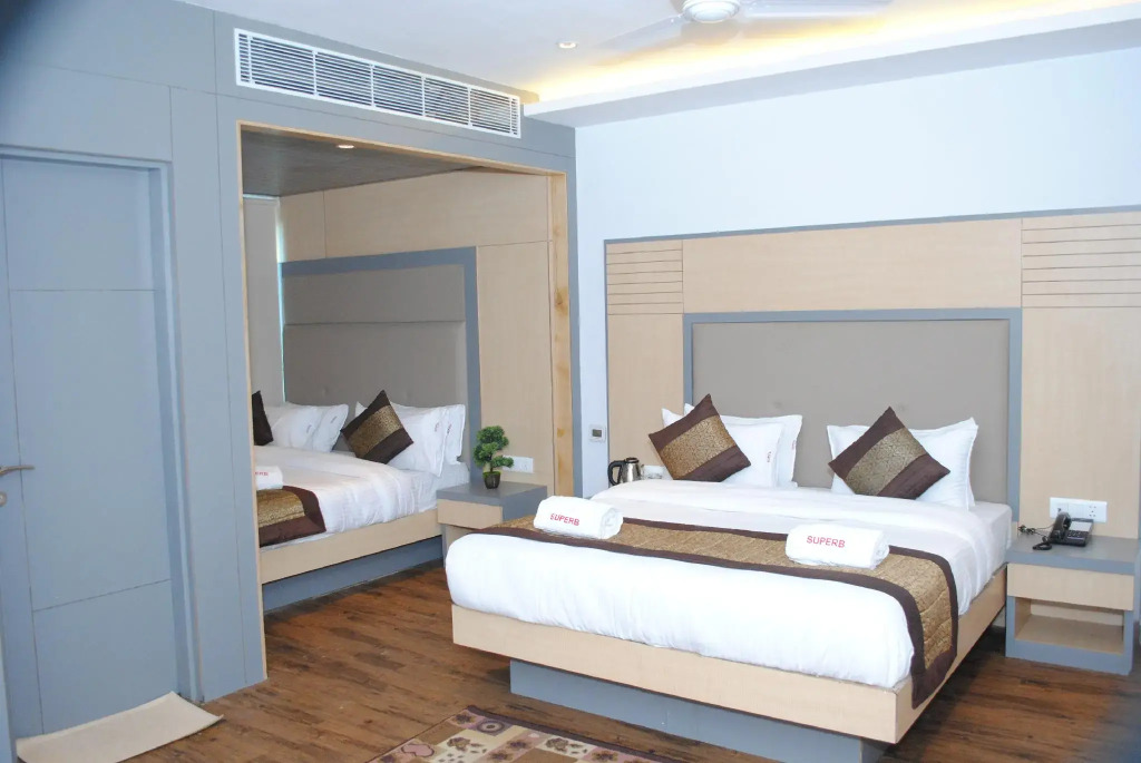 Hotel Superb Just Near New Delhi Railway Station & Connaught Place