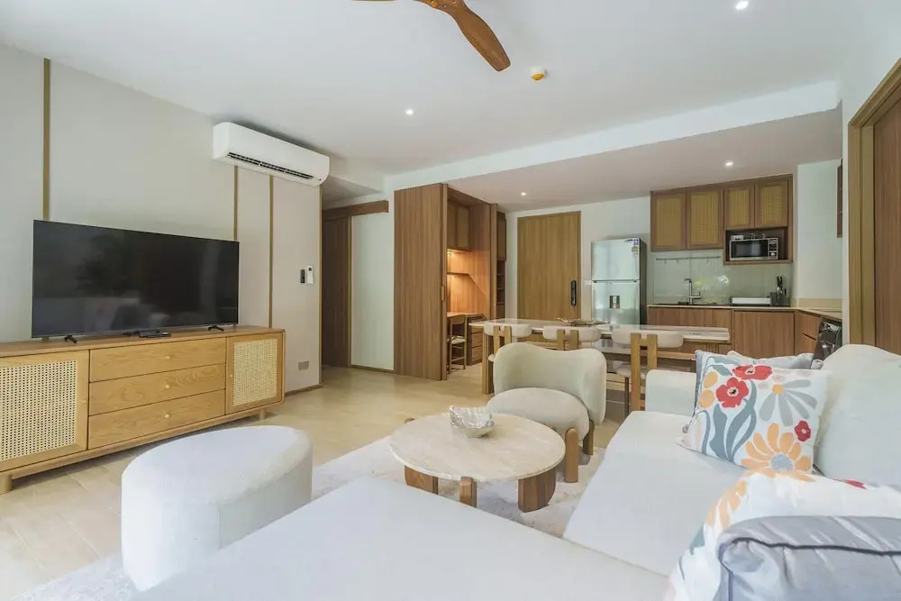 Laguna Beachfront 3BR Cozy Condo