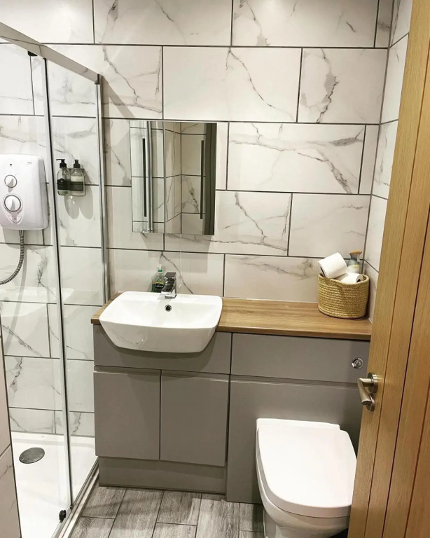 Sea View Modern Apartment - Sleeps 2