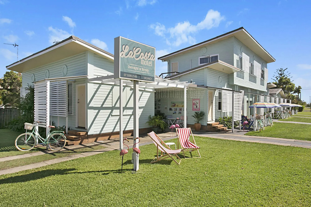 La Costa Beachside Motel